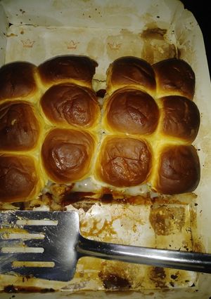 A picture of Sweet and spicy barbeque chicken sliders.