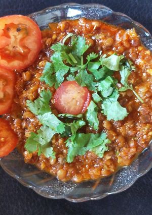 મસૂર કઠોળ નું શાક (Masoor Kathor Shak Recipe In Gujarati) રેસીપી મુખ્ય ફોટો