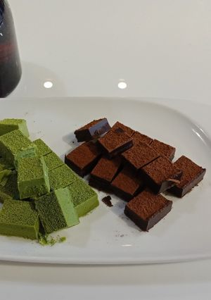 Hình của món NAMA CHOCO (Fresh cream choco).