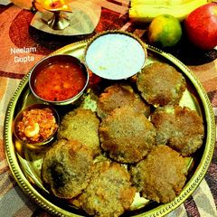 A picture of Kuttu aata Puri/buckwheat puri.