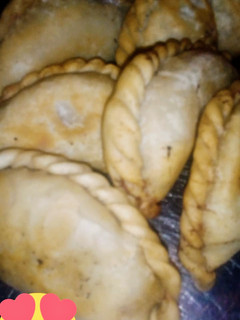 Una foto de Empanadas de carne fritas😋🤤