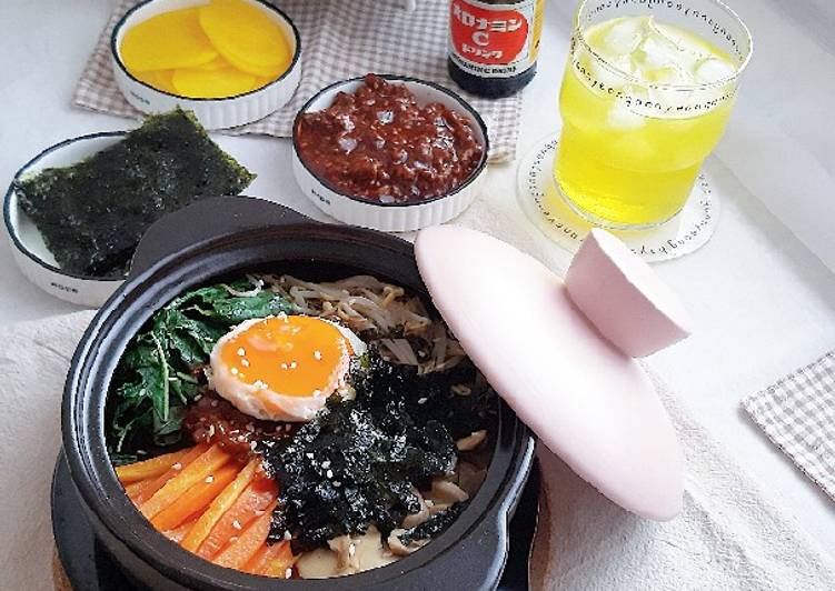 DOLSOT BIBIMBAP (돌솥비빔밥)