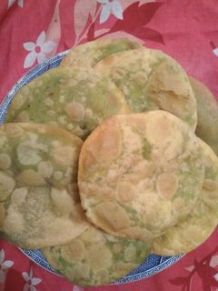 কড়াইশুঁটির কচুরি (koraishutir kachori recipe in Bengali) রেসিপির প্রধান ছবি
