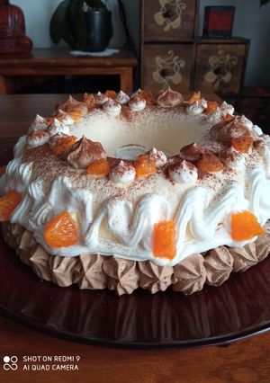 Une photo de Couronne entremet chocolat mandarine
