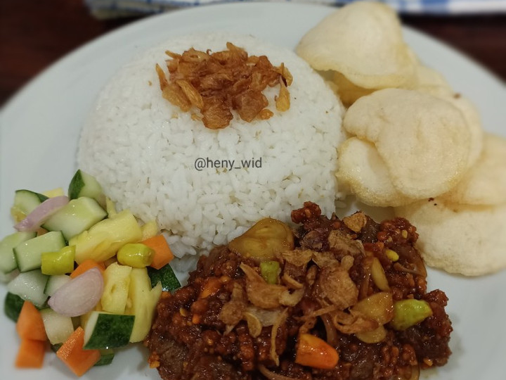 Resep Sate Daging Simpel Bumbu Kacang yang Menggugah Selera