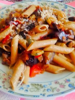 Una foto de Fideos canuto con verduras