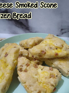 Foto resep 345. Cheese Smoked Scone - Frozen Bread