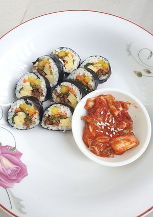 Foto resep 12. Kimbab (korean dish)