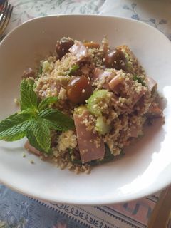 Una foto de Ensalada Cous Cous de verano