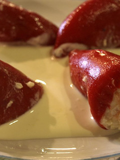 Una foto de Pimientos rellenos de ensaladilla