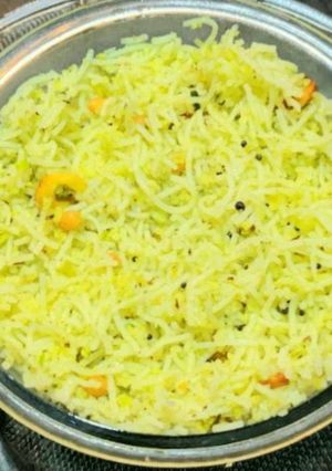 A picture of Rice Vermicelli (saemia).