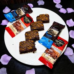 A picture of Delicious Brownies.