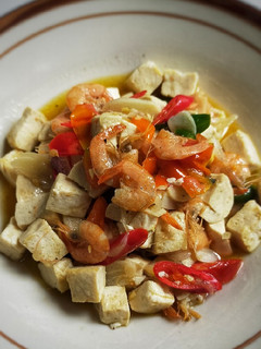 Foto resep Tumis udang tahu sederhana