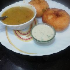 South Indian Medu Vada Sambar A picture of South Indian Medu Vada Sambar.