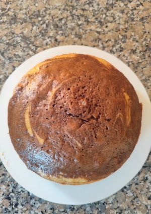Una foto de Bizcochuelo marmolado con leche