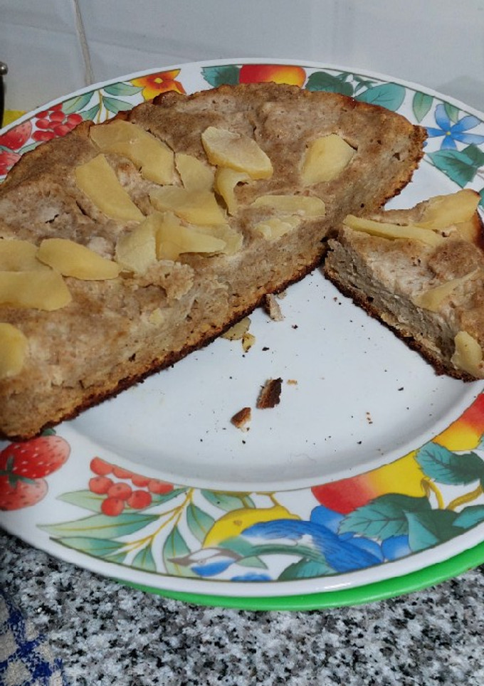 Una foto de Torta de harina integral con manzana sin azúcar