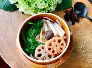 Hình của món Mì Udon tương miso.