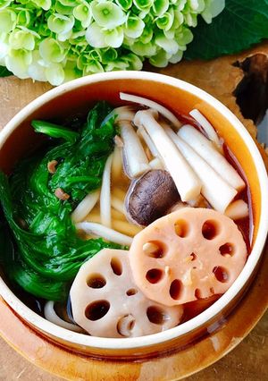 Hình của món Mì Udon tương miso.
