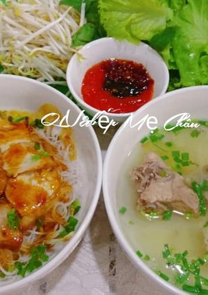 Hình của món Hủ tiếu xương xá xíu.