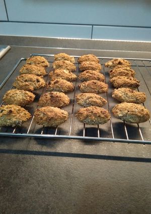 Una foto de Galletas de banana y coco veganas "húmedas"