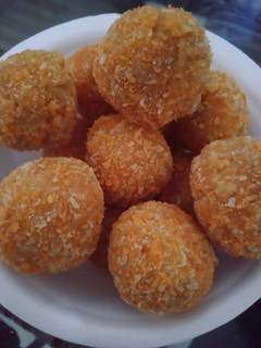 Foto resep Bola-bola pisang isi keju 🍌🧀