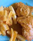 Contramuslos de pollo en salsa "dorada"/amarilla