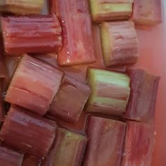 A picture of Roasted rubarb.