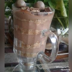 A picture of Whosayna’s Chocolate Custard Twist.