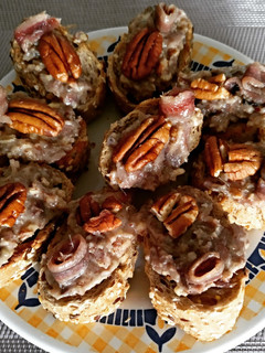 Una foto de Tostadas con crema de anchoas