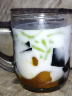 Foto resep Es Umaceci (Ubi Madu Cendol Cincau)