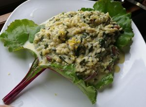 Foto di Risotto con foglie di rapa rossa