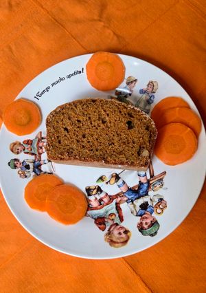 Una foto de Budín de zanahoria con harina integral, azúcar mascabo y canela 🥕 sin balanza