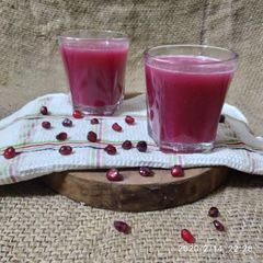 A picture of Pomegranate juice.