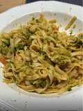 Noodles de arroz con gambas y verduras