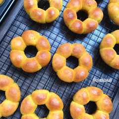 รูปของ Roti Labu Kuning