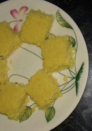A picture of Kesari coconut barfi.