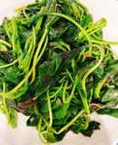 Rau dền đỏ luộc