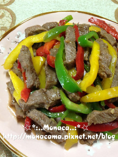 彩椒炒牛肉 的食譜成品照片