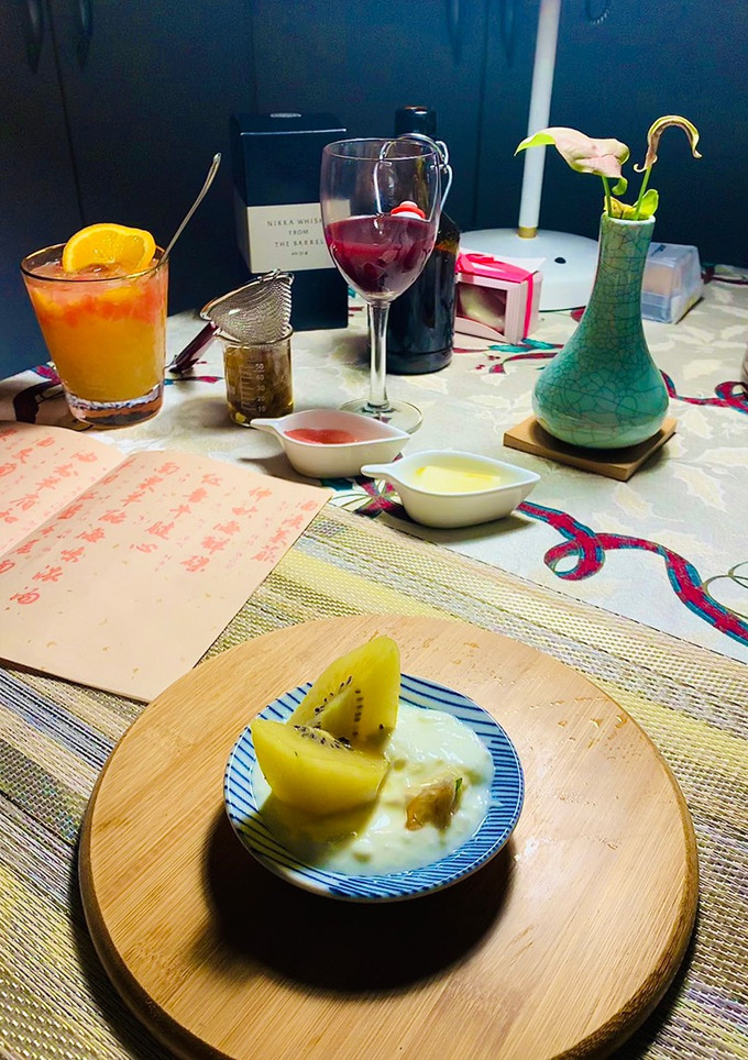 奇異果 、希臘優格、酒漬茉莉 的食譜成品照片