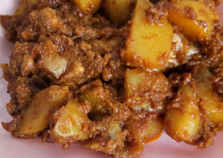 Resep Rendang Ayam+Kentang yang Enak Banget