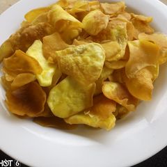 A picture of Sweet potatoe chips.