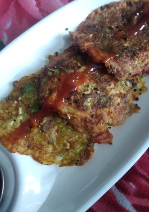 A picture of Savoury mixed veg pancakes.