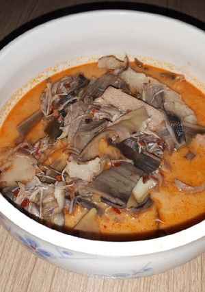 รูปของ ต้มยำหัวปลีไก่ ฮาลาล