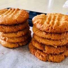 Peanut butter cookies A picture of Peanut butter cookies.