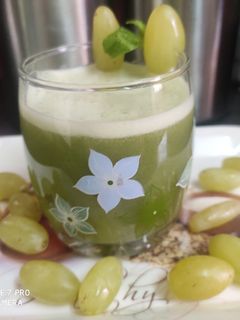 पुदीना अंगूर जूस (Pudina Angoor juice recipe in hindi) रेसिपी मुख्य फोटो