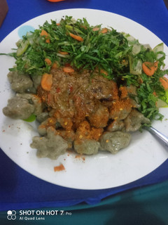 A picture of Danwake da miyan gyada.