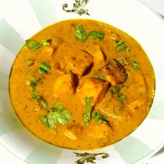 A picture of Paneer Tikka Masala.