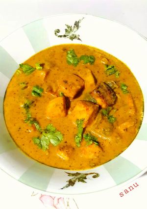 A picture of Paneer Tikka Masala.