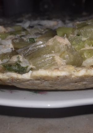 Una foto de Pascualina de avena relleno de acelga arroz y atún