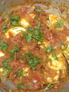 முட்டை கிரேவி(egg gravy recipe in tamil) செய்முறை முக்கிய புகைப்படம்
